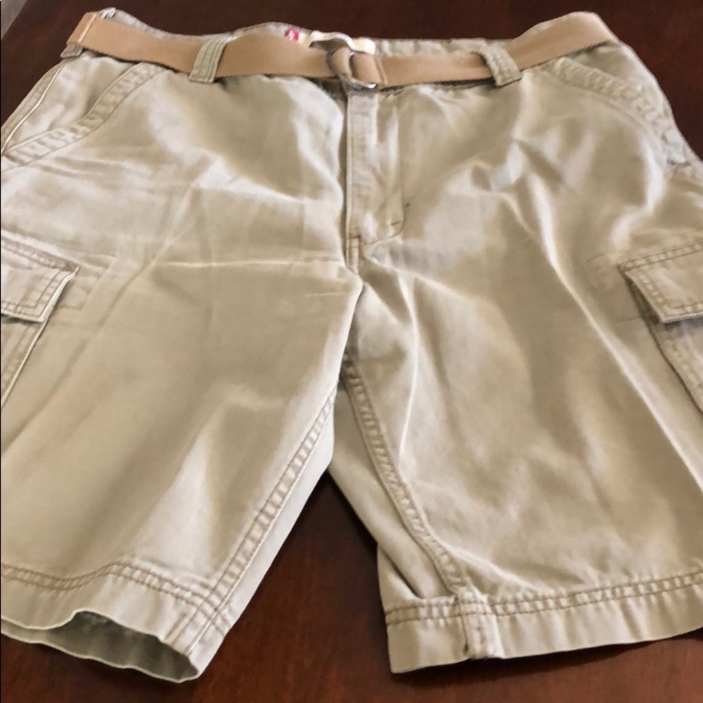 COPY - Men’s Levi’s light brown cargo 36”